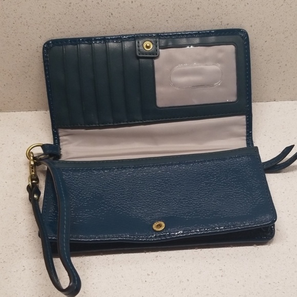 COACH womens wristlet - Picture 3 of 6